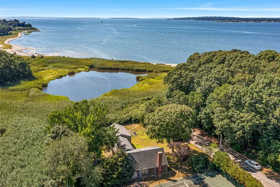 150 Alfred Drowne Road, Barrington, RI 02806 - Image #2