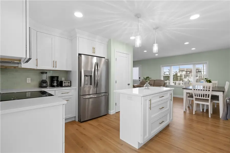 446 Atlantic Avenue, Westerly, RI 02891 - Image #3