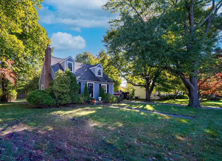 36 Bowen Briggs Avenue, Warwick, RI 02886 - Image #2