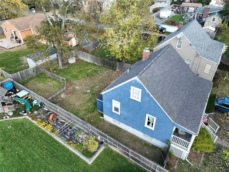 83 Symonds Avenue, Warwick, RI 02889 - Image #2