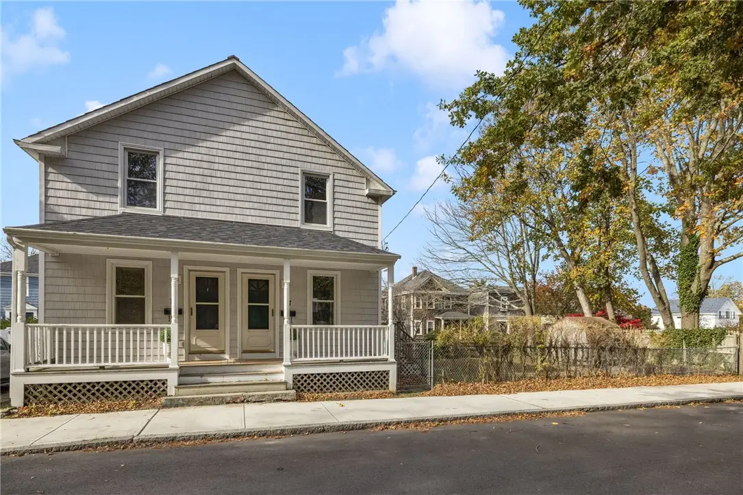 17 Meikle Avenue, Newport, RI 02840 - Image #1