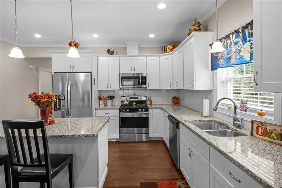 550 Wakefield Street #3, West Warwick, RI 02893 - Image #2