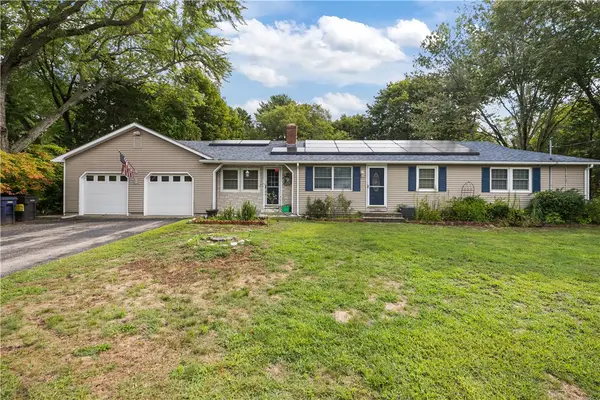 38 Greenwood Road, North Kingstown, RI 02852