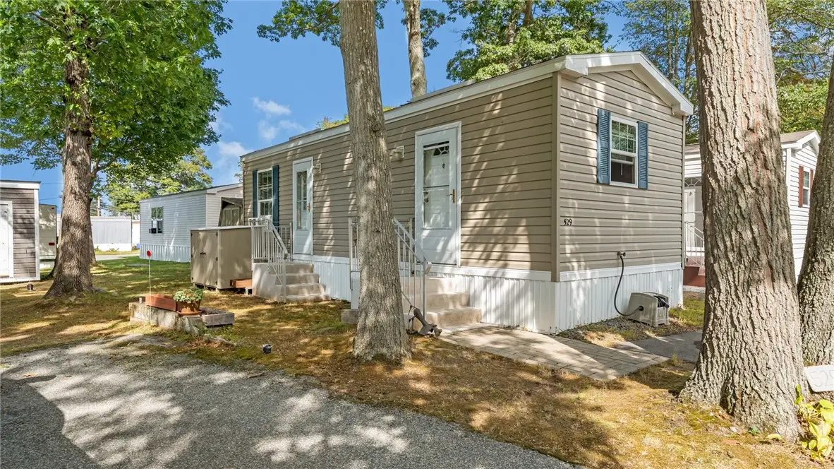 529 Forest Park, Middletown, RI 02842 - Image #1