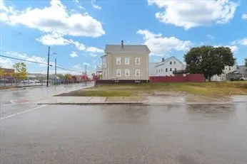 690 Potters Avenue, Providence, RI 02907 - Image #2