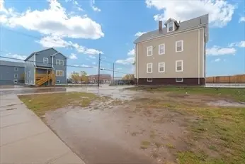 690 Potters Avenue, Providence, RI 02907 - Image #3