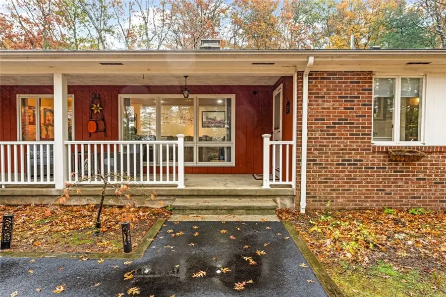 420 Robin Hollow Road, West Greenwich, RI 02817 - Image #2