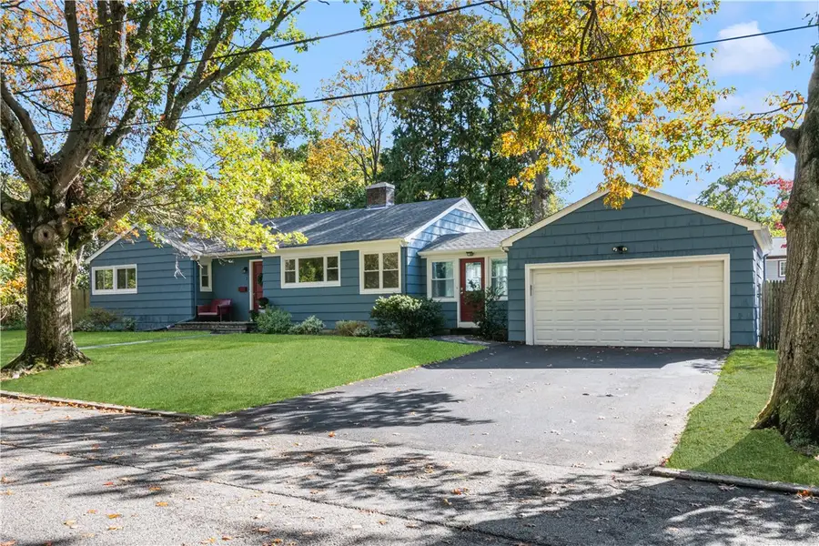 6 Conway Drive, Barrington, RI 02806 - Image #2