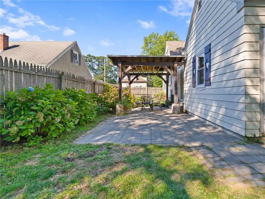 110 Heath Avenue, Warwick, RI 02888 - Image #3