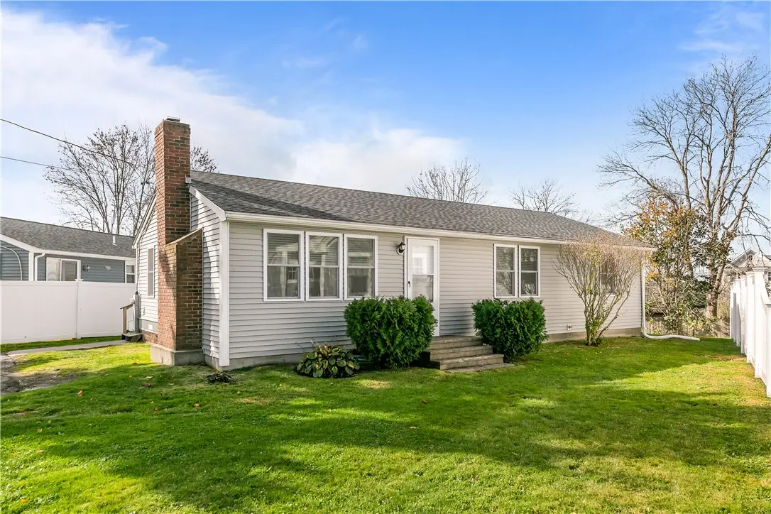 162 Center Avenue, Middletown, RI 02842 - Image #1
