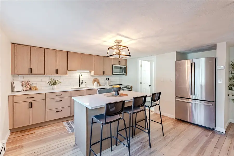 37 Phillip Street, Coventry, RI 02816 - Image #2