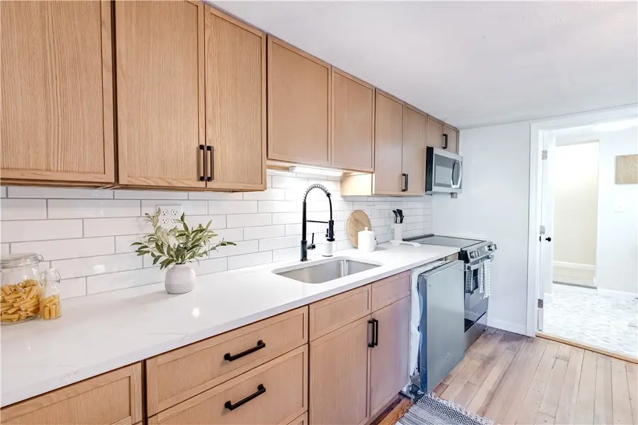 37 Phillip Street, Coventry, RI 02816 - Image #3