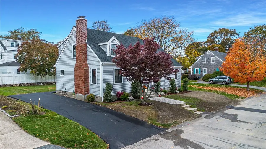 103 Champlin N Place, Newport, RI 02840 - Image #3