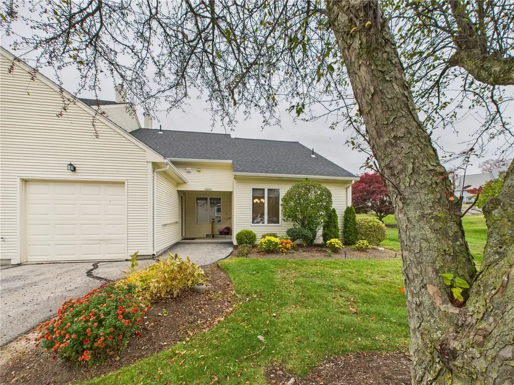 96 Nipmuc Trail #F, North Providence, RI 02904 - Image #1