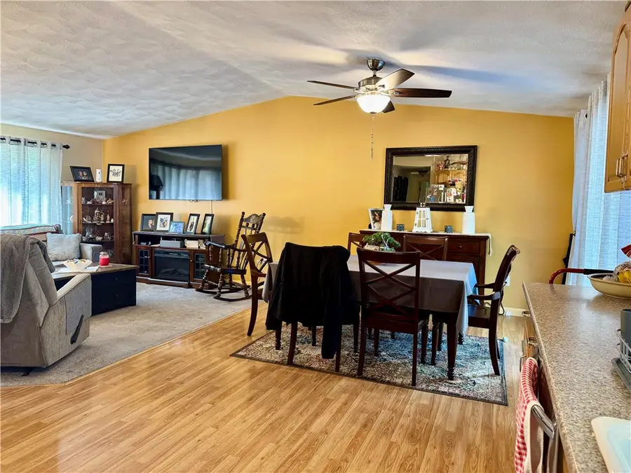 2 Jambray Avenue, Warwick, RI 02886 - Image #2