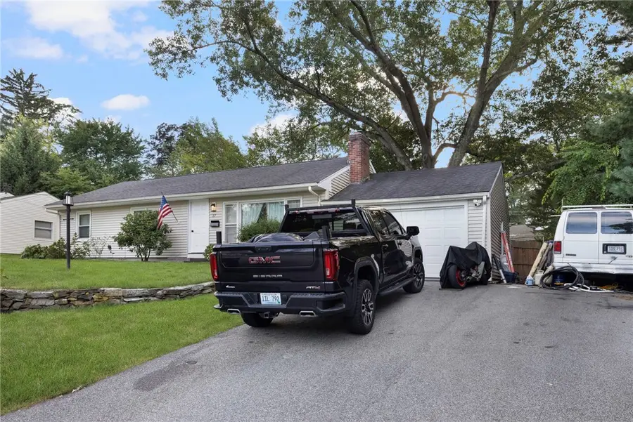 17 Larchmont Road, Warwick, RI 02886 - Image #3