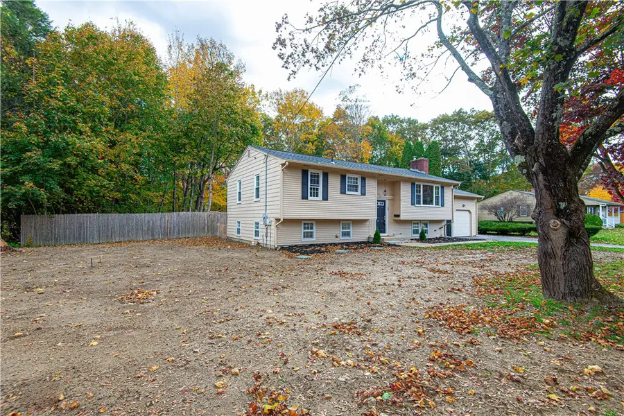 20 Maplewood Drive, Coventry, RI 02816 - Image #2