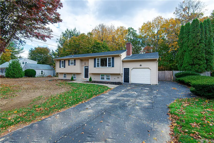 20 Maplewood Drive, Coventry, RI 02816 - Image #3