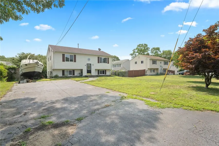 34 Pequot Avenue, Warwick, RI 02889 - Image #3