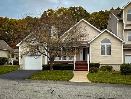 202 River Farms Drive #202, West Warwick, RI 02893 - Image #2