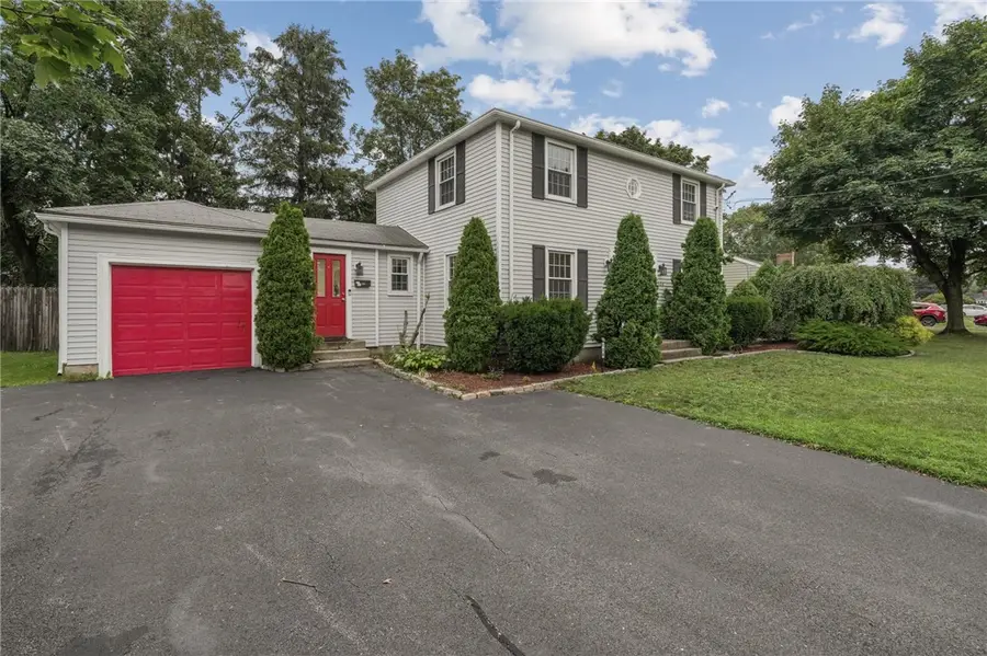 126 Fairfax Drive, Warwick, RI 02888 - Image #2