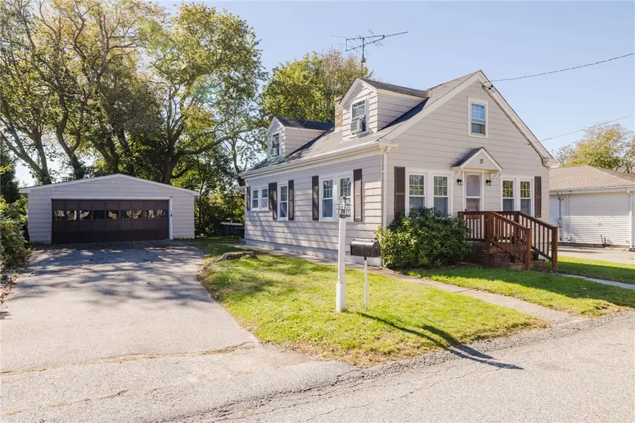 75 Randolph Avenue, Tiverton, RI 02878 - Image #2