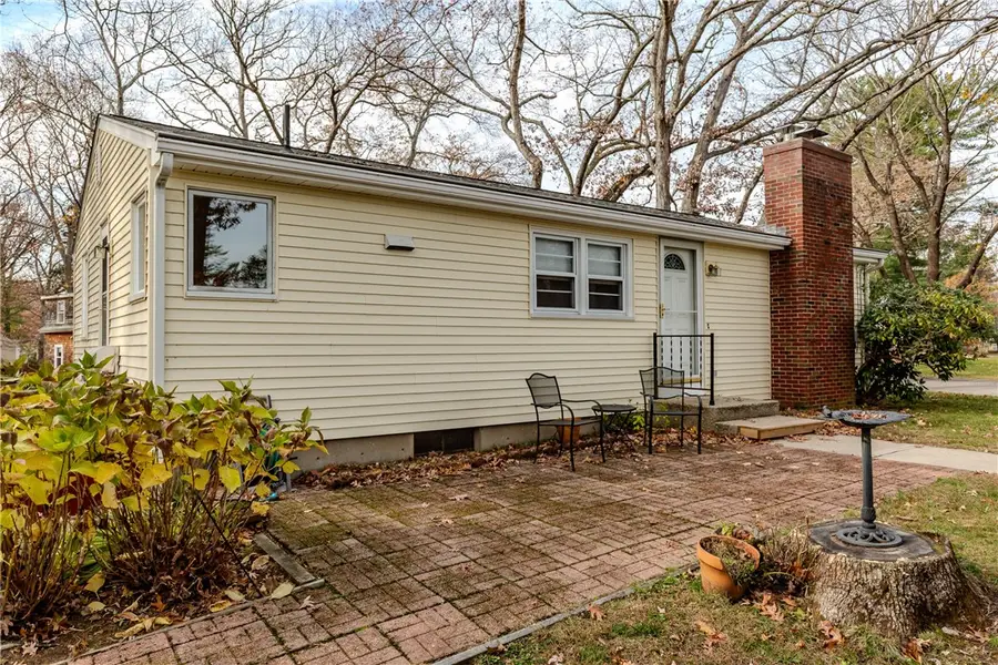 28 Lakeview Drive, Smithfield, RI 02828 - Image #3