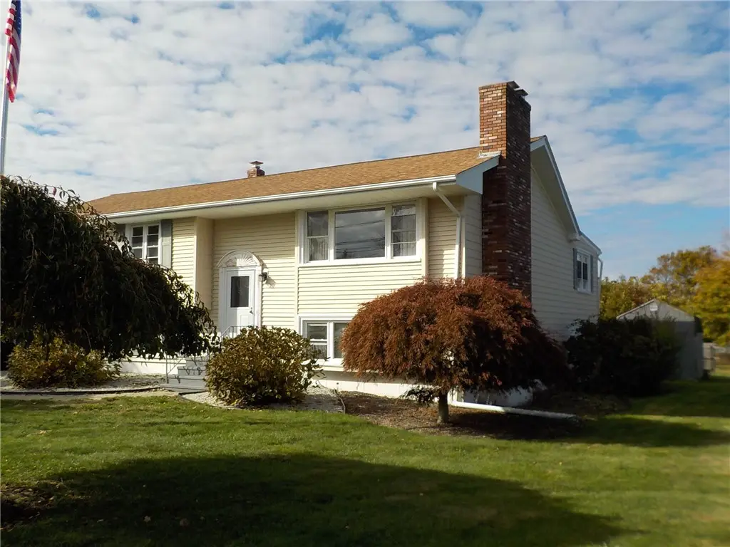 118 Pear Street, Portsmouth, RI 02871 - Image #1