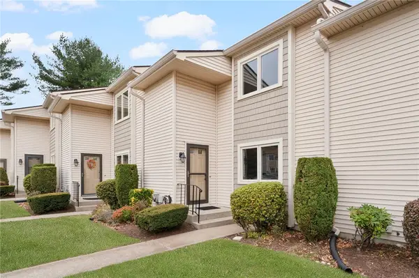 500 East Greenwich Avenue #116, West Warwick, RI 02893