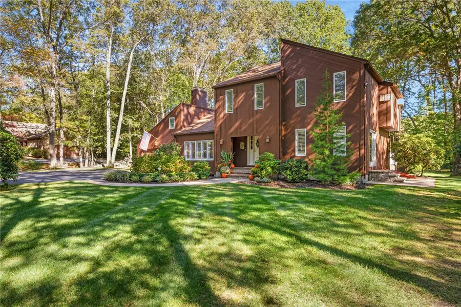 24 Greenwood Lane, Lincoln, RI 02865 - Image #2