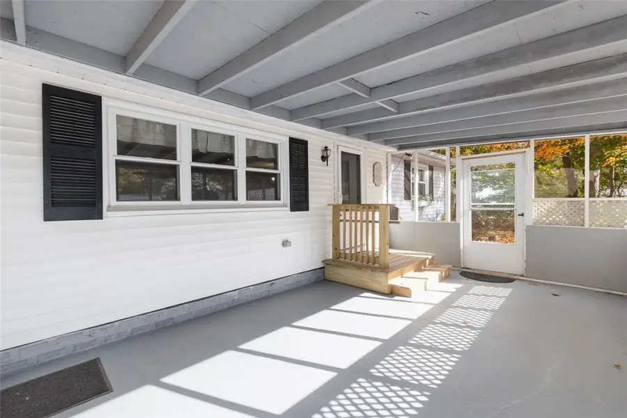 375 Namquid Drive, Warwick, RI 02886 - Image #2