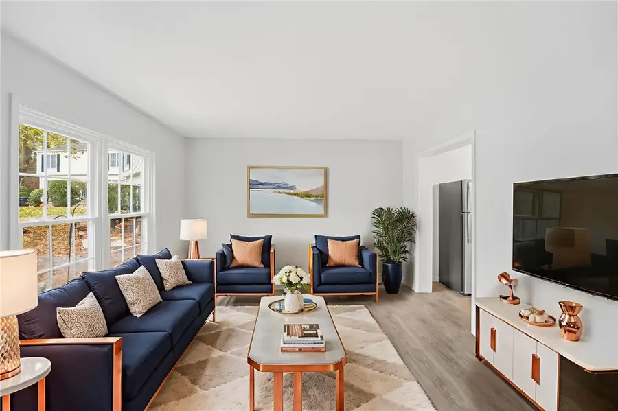 30 Riverwoods Court, Rumford, RI 02916 - Image #2