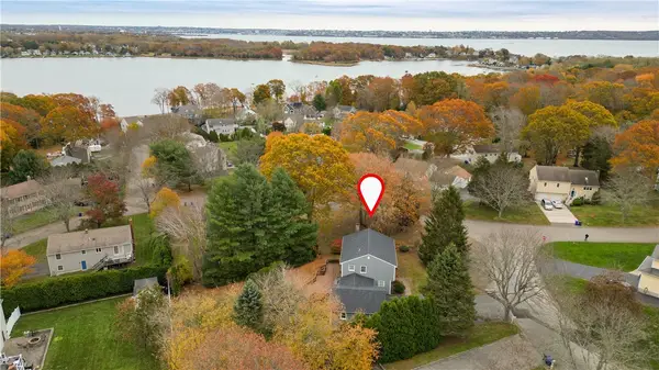 1 Betsy Drive, Bristol, RI 02809