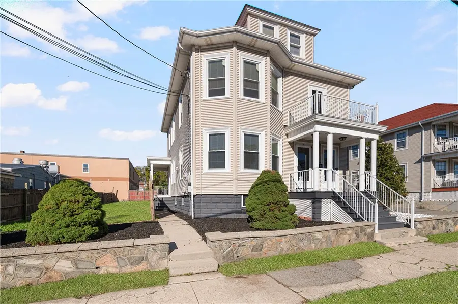 4 S Carpenter Street, East Providence, RI 02914 - Image #2