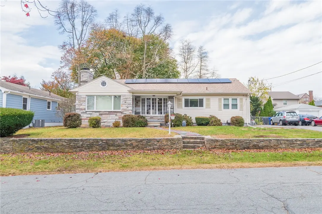 9 Farnum Avenue, North Providence, RI 02911 - Image #1