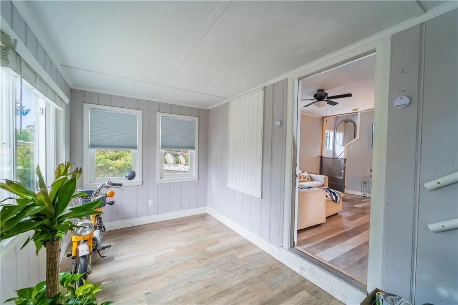 23 Stoddard Place, Warwick, RI 02888 - Image #2