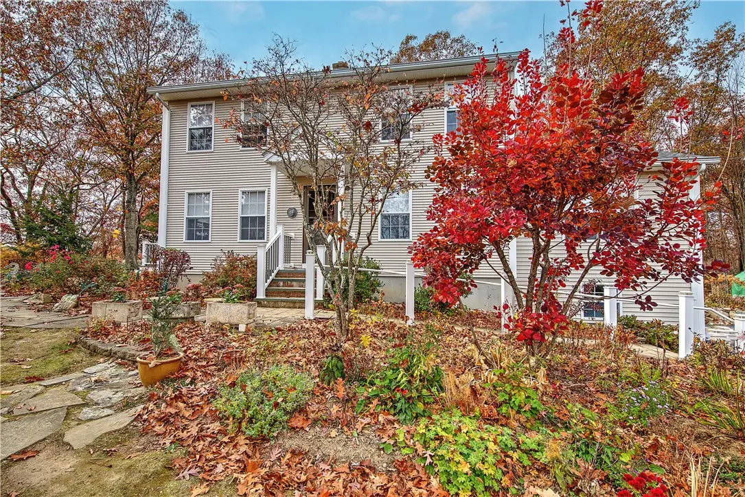 10 Ferrer Road, Johnston, RI 02919 - Image #1