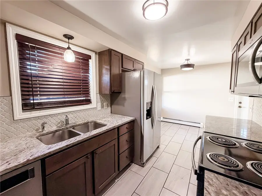 56 Hyacinth Street, Providence, RI 02904 - Image #2