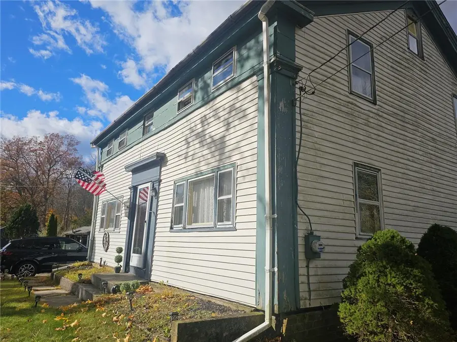 8 Lake Court, Ashaway, RI 02804 - Image #2