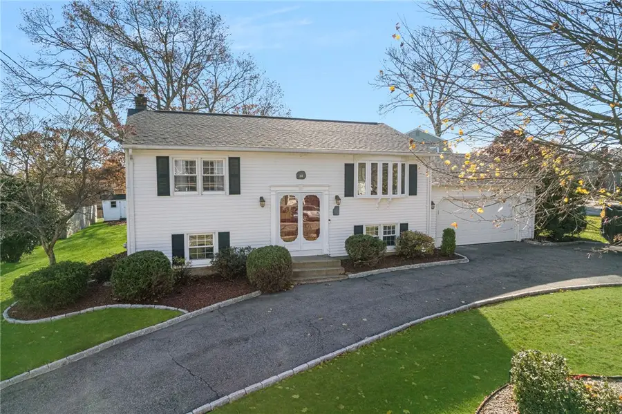 34 Silverwood Lane, West Warwick, RI 02893 - Image #2