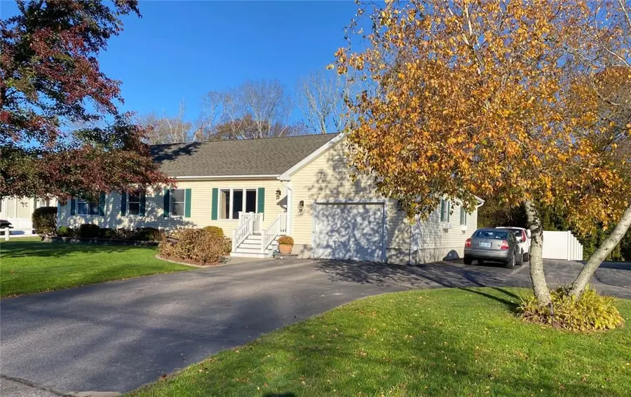 16 Boiling Spring Avenue, Westerly, RI 02891 - Image #2