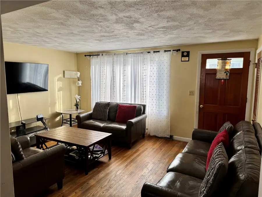 12 Devon Street, Providence, RI 02904 - Image #3