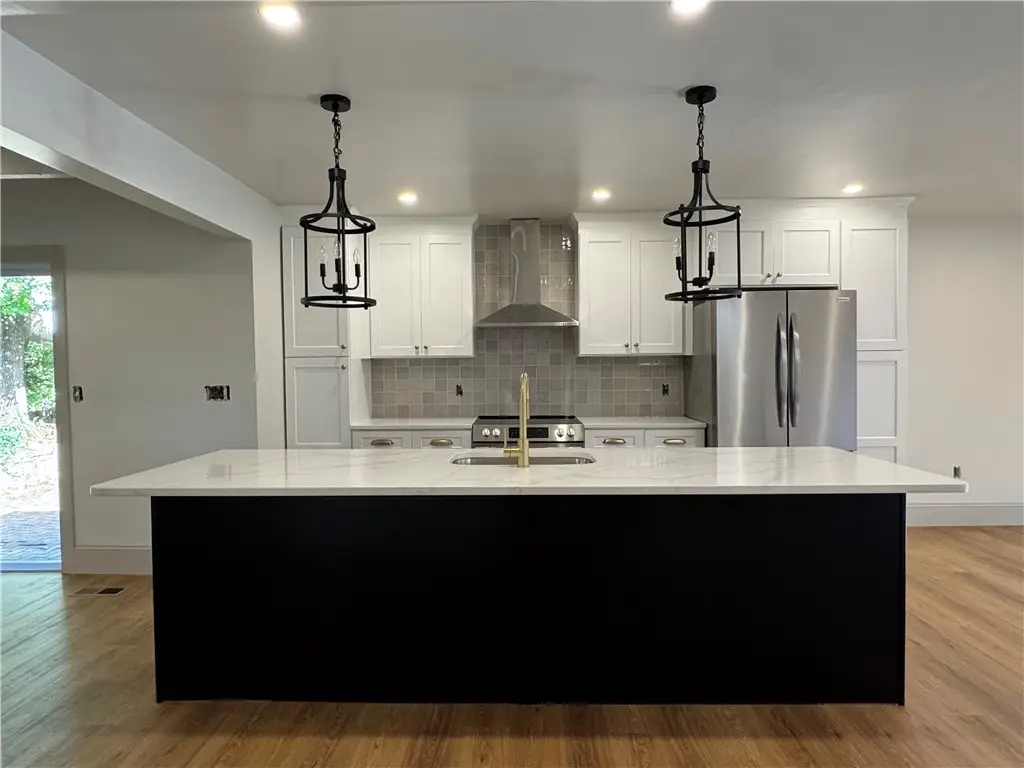 507 Sharon Street, Providence, RI 02908 - Image #1