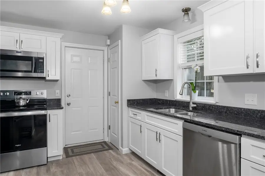 654 Steere Farm Road, Burrillville, RI 02830 - Image #3