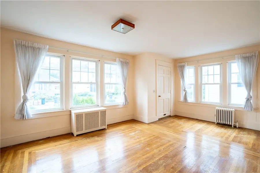 15 Taft Avenue, Providence, RI 02906 - Image #2