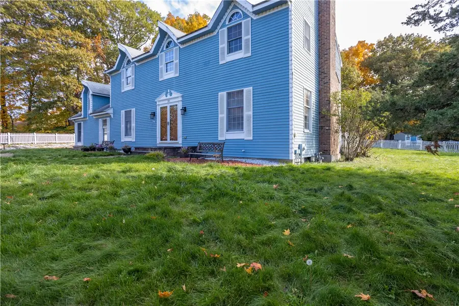 33 Sandy Way, Cumberland Hill, RI 2864 - Image #2