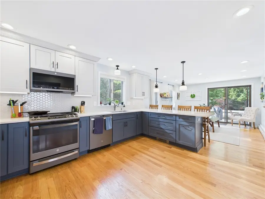 22 Deer Run Road, Richmond, RI 02812 - Image #3