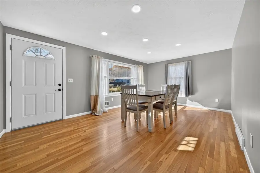 140 Promenade Street, Barrington, RI 02806 - Image #3