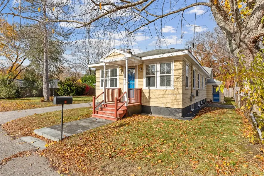 210 Promenade Street, Barrington, RI 02806 - Image #2