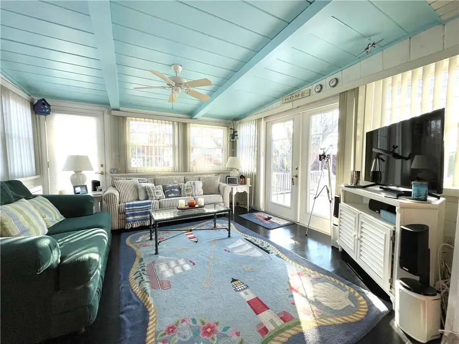 235 Kearns Avenue, Tiverton, RI 02878 - Image #3
